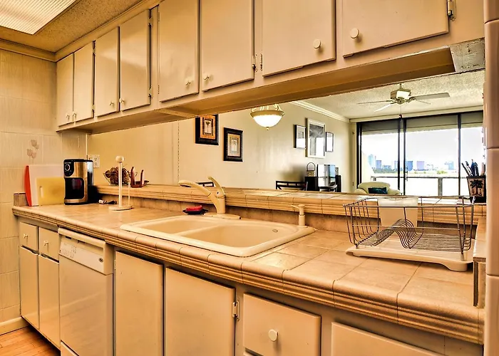 Apartment 440 West 308s