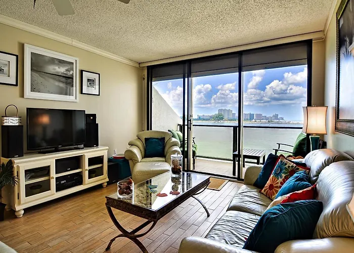 Apartment 440 West 308s *